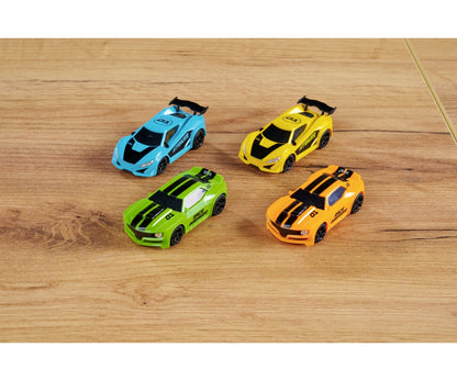 Vier Tamiya-Carson 1:60 Nano Racer 2.4GHz Autos - blau, gelb, grün und orange - sind aufgereiht auf Holz. Jeder verfügt über schwarze Streifen, eine nummerierte Motorhaube Aufkleber, und glatte schwarze Spoiler.