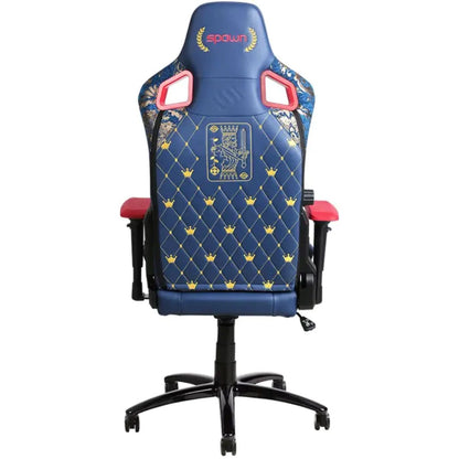 Der Spawn Gaming Stuhl "Royal" von Spawn ist von hinten in Blau mit gestepptem Rautenmuster, goldener Stickerei, roten Armlehnen und "Spawn"-Branding abgebildet. Er verfügt über eine hohe Rückenlehne mit Lendenwirbelstütze und ein Untergestell mit Rädern für Komfort und Mobilität.
