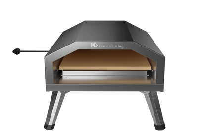 Der HC Home & Living Pizzaofen - 90s - K08180111B ist ein Edelstahl-Pizzaofen für den Außenbereich mit einer rechteckigen Öffnung, einem linken hitzebeständigen Griff, vier stabilen Beinen und dem HC Home & Living-Logo über der Öffnung. Er heizt auf bis zu 500°C für knusprige Pizzen.
